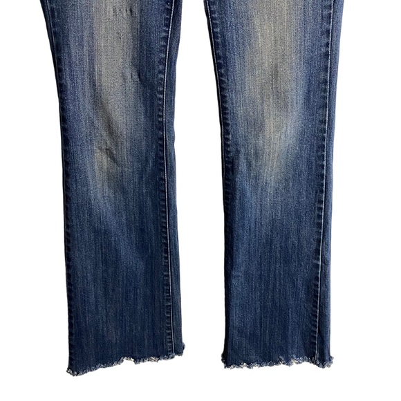 Cello Women's Low Rise Medium Indigo Frayed Hem Denim Jeans - Picture 3 of 10